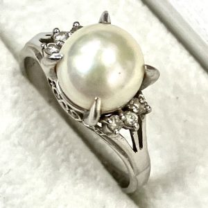 Pt900 パール&メレダイヤ付きリング